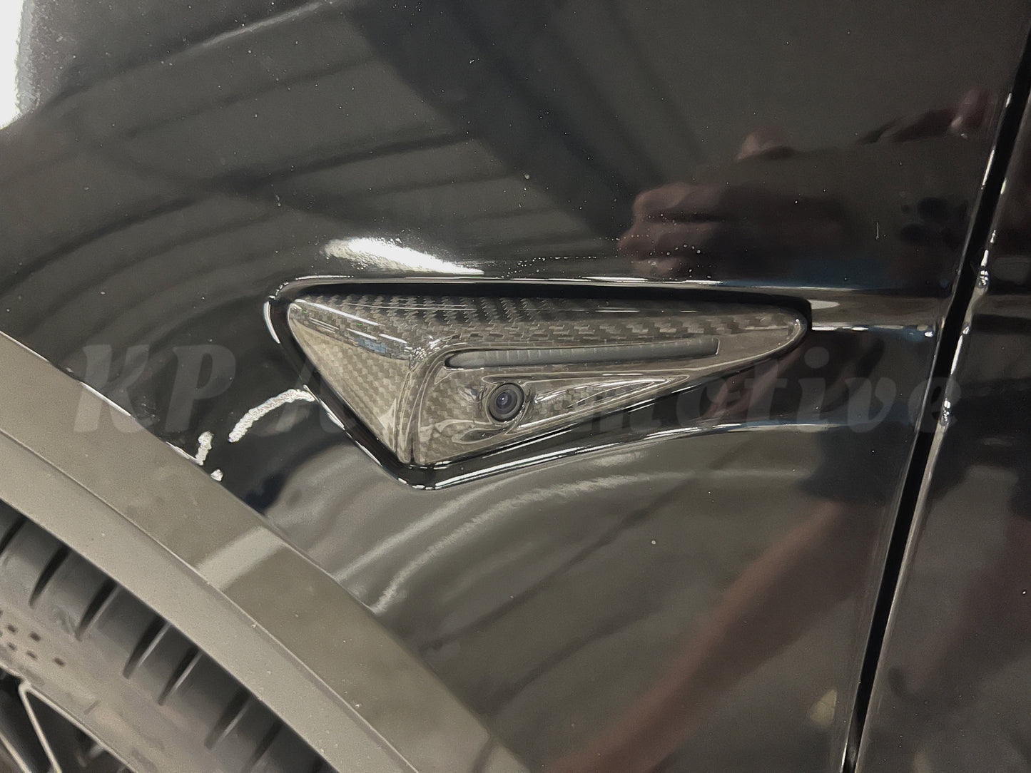 Model 3/Y 真碳纖維攝影機方向燈罩(亮光碳纖維)