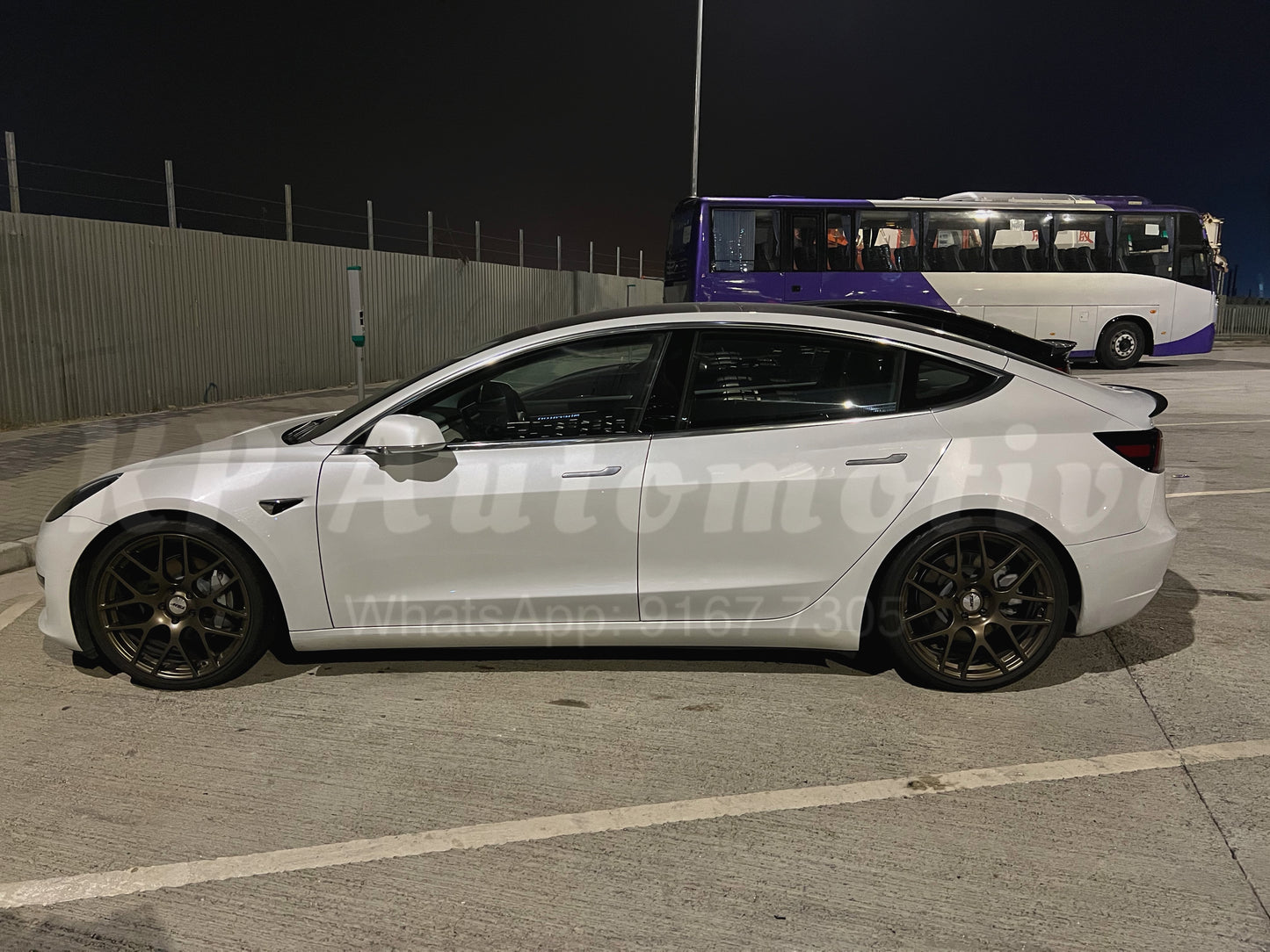 KPA Model 3 霧面碳性能風格擾流板