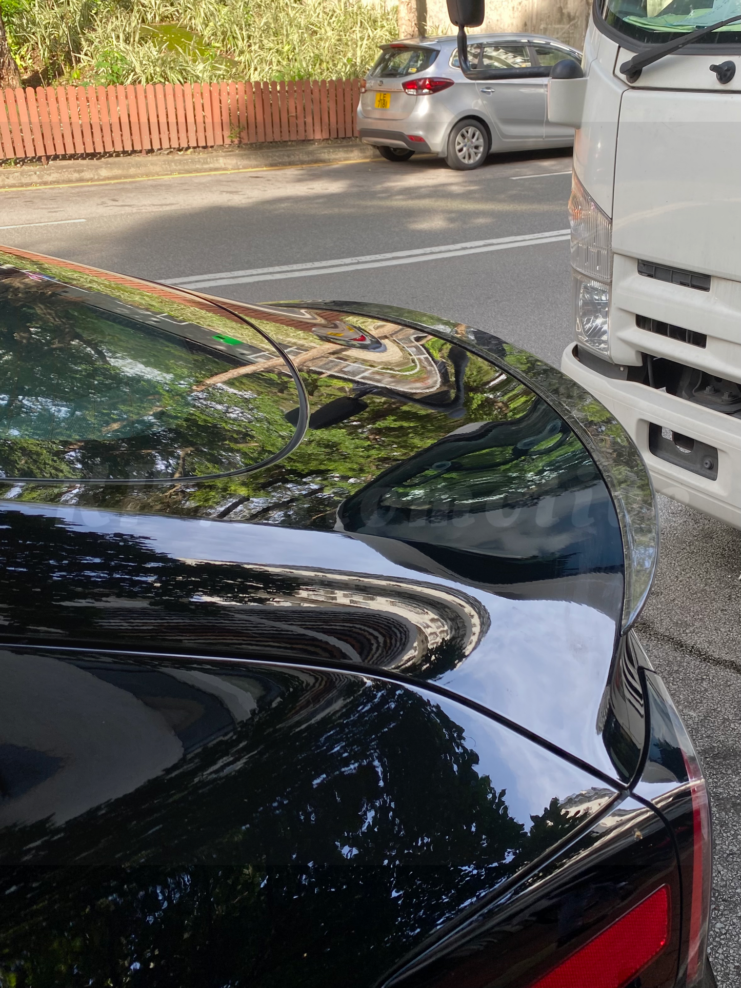 KPA Model 3 鍛造碳性能擾流板