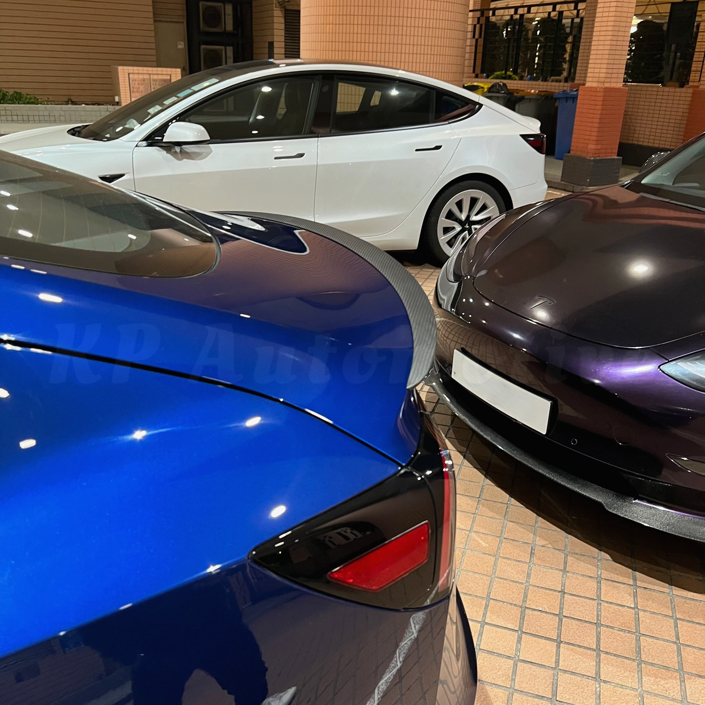 KPA Model 3 霧面碳性能風格擾流板